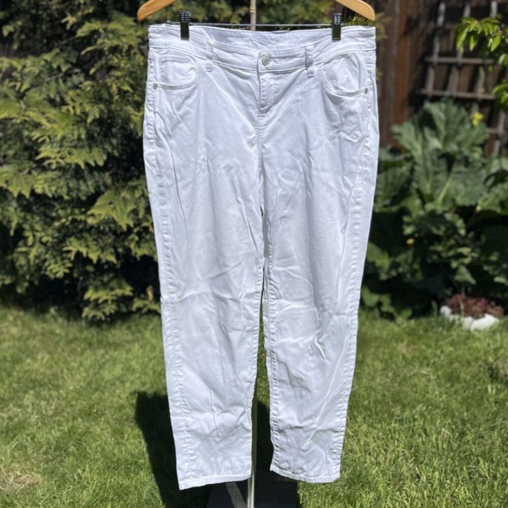 Tommy Bahama Denim Boyfriend Jeans – White 10